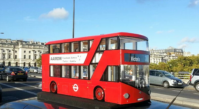 LONDON STORAGE BUS - Image 11